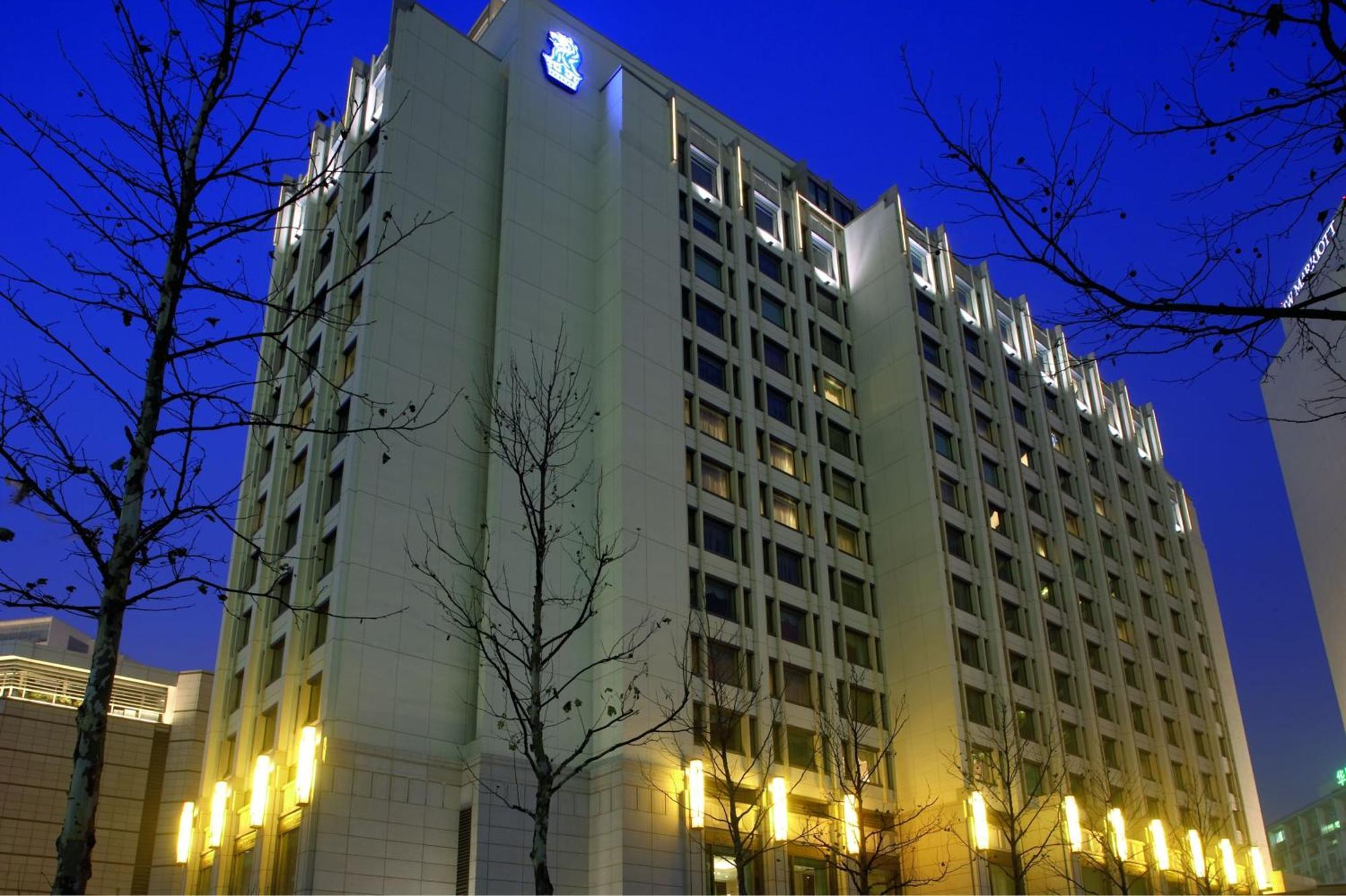 The Ritz-Carlton Beijing Hotel Exterior photo